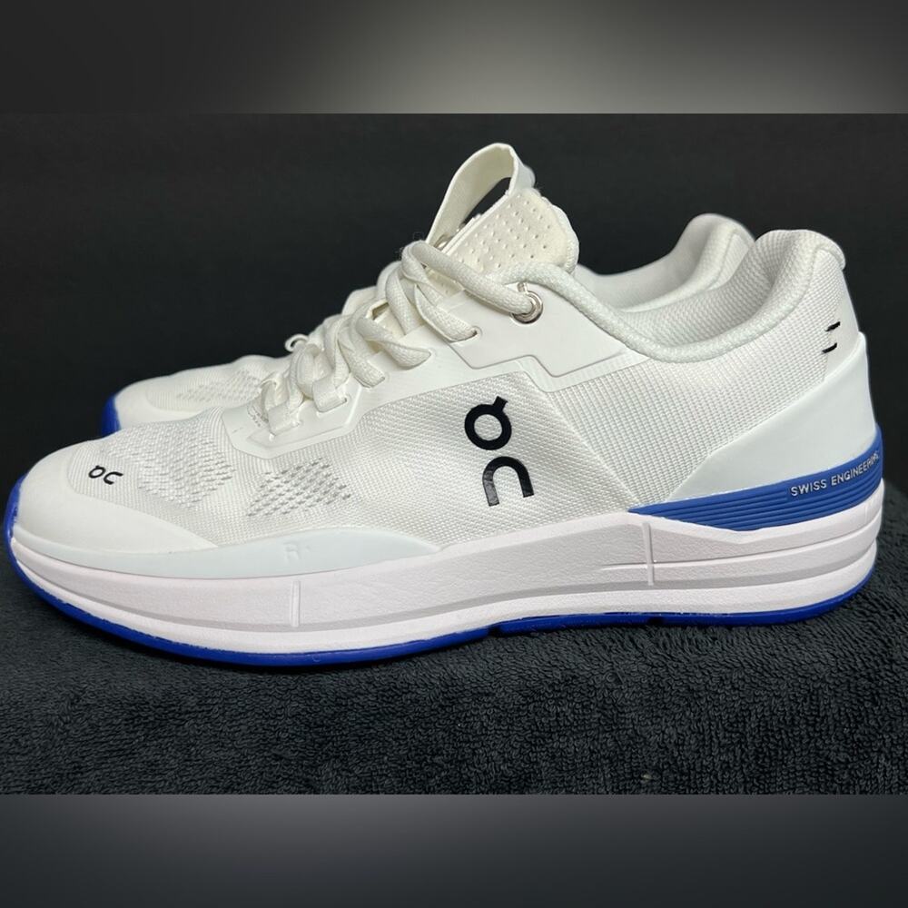 Size 9.5 - ON CLOUD Mens THE ROGER Pro Tennis Shoes White 48.98721
